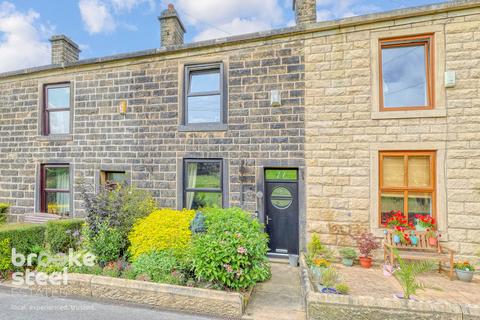 Chatterton Road, Chatterton Village