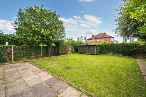 undefined, St. Dunstans Gardens, London, W3