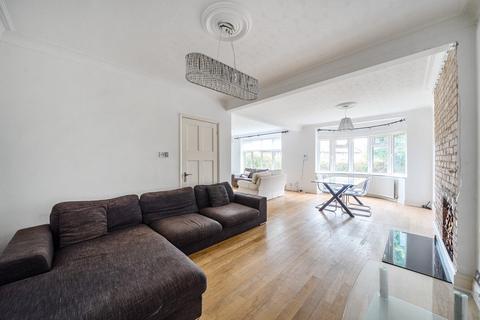 undefined, St. Dunstans Gardens, London, W3