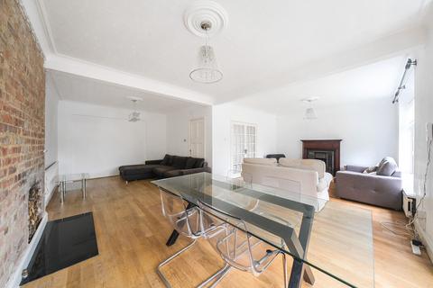 undefined, St. Dunstans Gardens, London, W3