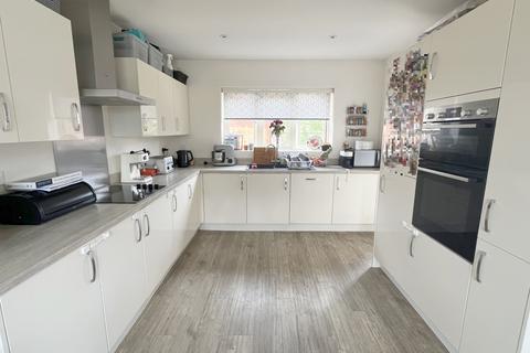 undefined, Walton Cardiff, Tewkesbury GL20
