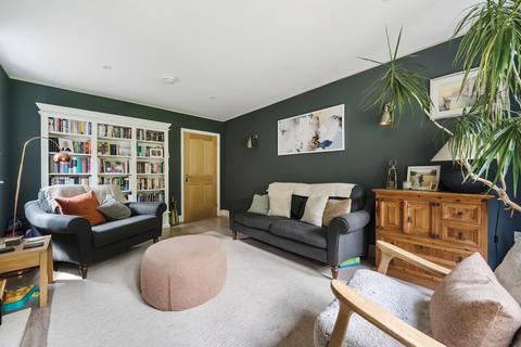 4 bedroom detached house for sale, Tilford Road, Surrey GU26