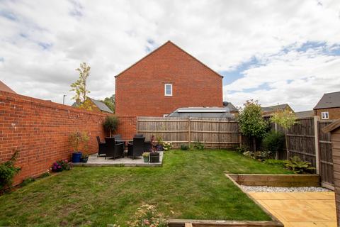 undefined, Maiden Road, Bodicote, OX16