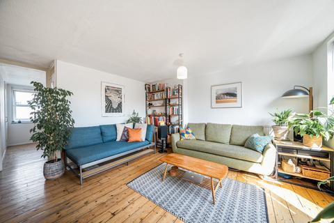 21 Reginald Road, London, SE8 4RS