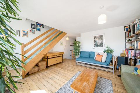 21 Reginald Road, London, SE8 4RS