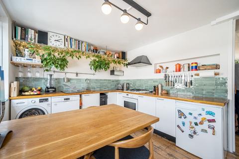 21 Reginald Road, London, SE8 4RS