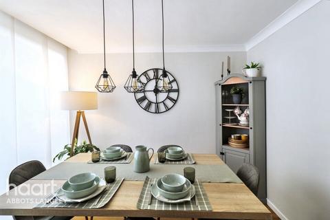 3 bedroom semi-detached house for sale, Crawley Drive, Hemel Hempstead