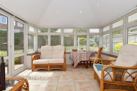 2 bedroom detached bungalow for sale, Staleys Road, Borough Green, Sevenoaks, Kent