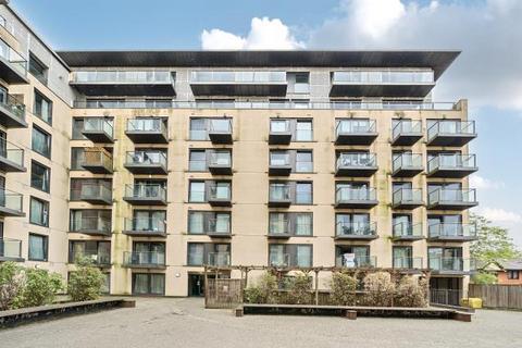 Slough,  Berkshire,  SL1