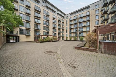 2 bedroom flat for sale, Slough,  Berkshire,  SL1