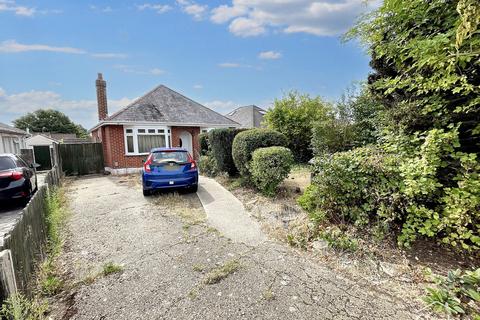 14 Verney Close, Bournemouth, BH11 8DD
