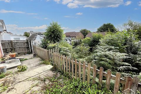 14 Verney Close, Bournemouth, BH11 8DD