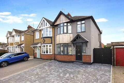 3 bedroom semi-detached house for sale, High Street, Rainham, ME8