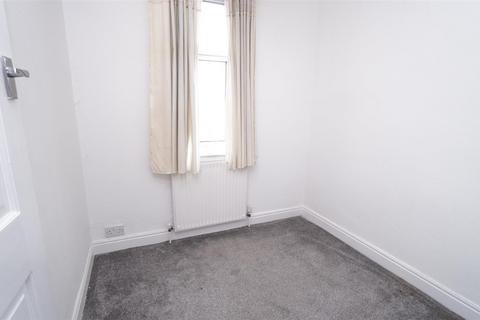 4 Norman Mount, Bradford, BD2 2NB