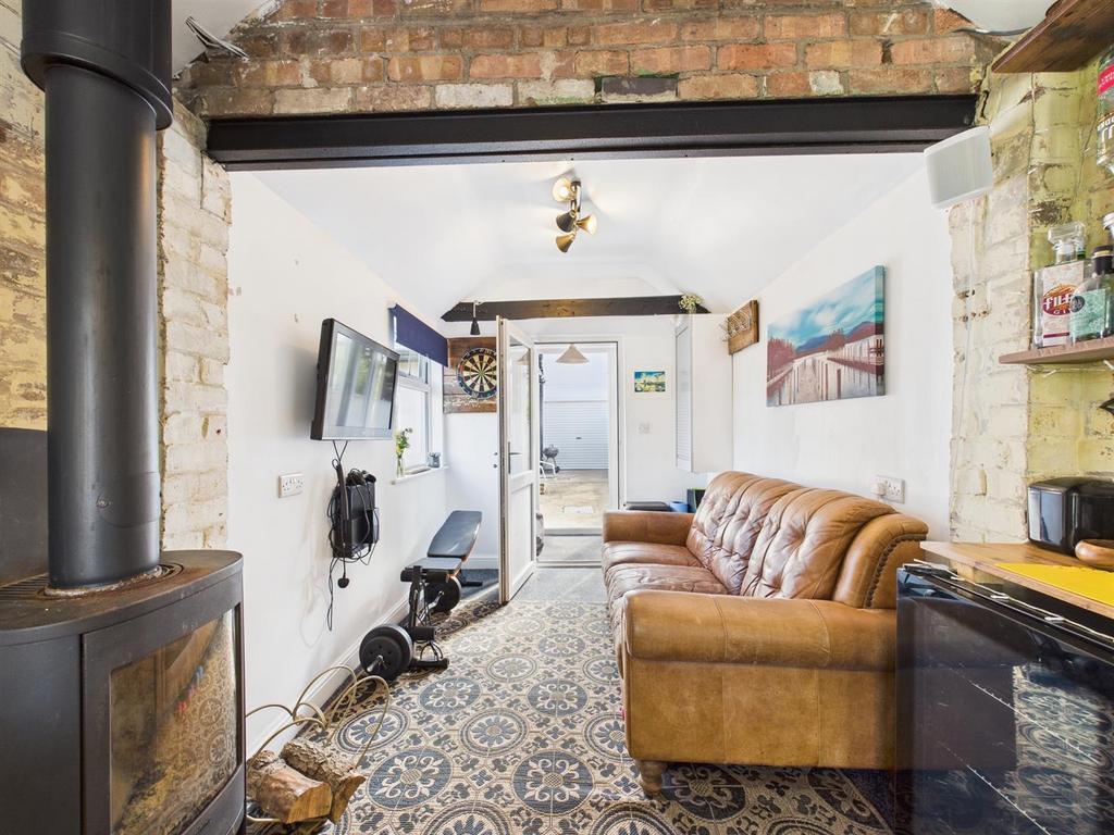 Garden Room: