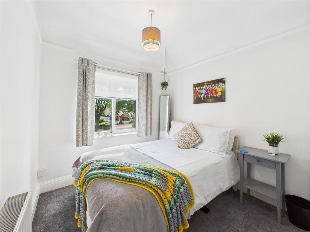 Bedroom: