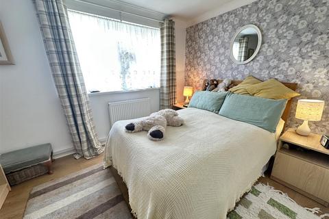 1 Briar Close, Newport, Brough, HU15 2QY