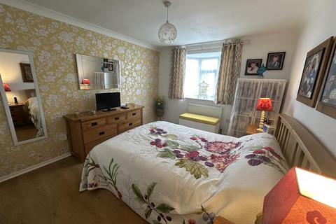 1 Briar Close, Newport, Brough, HU15 2QY