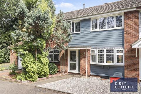 3 bedroom terraced house for sale, Croft Walk, Wormley