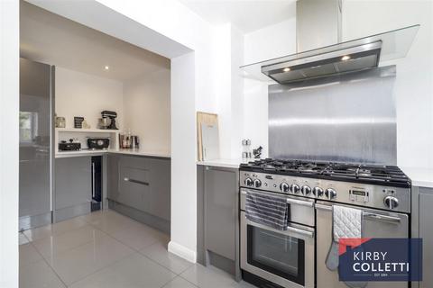 3 bedroom terraced house for sale, Croft Walk, Wormley