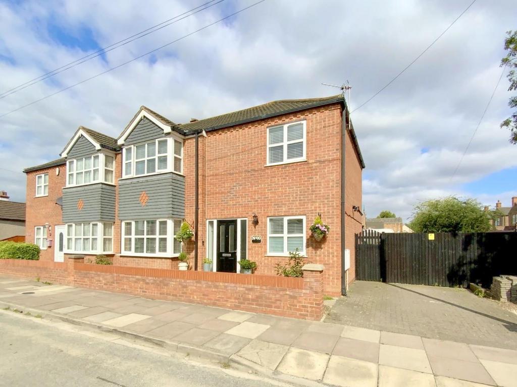 Resized IMG 2717..jpg