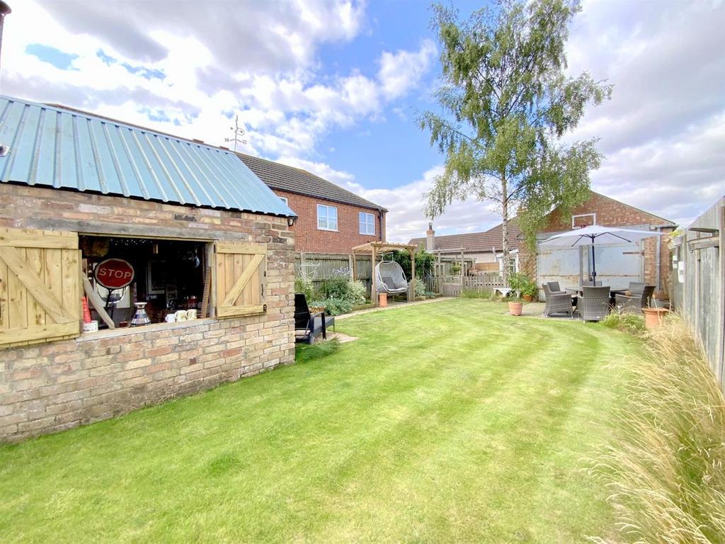 Resized IMG 2701..jpg