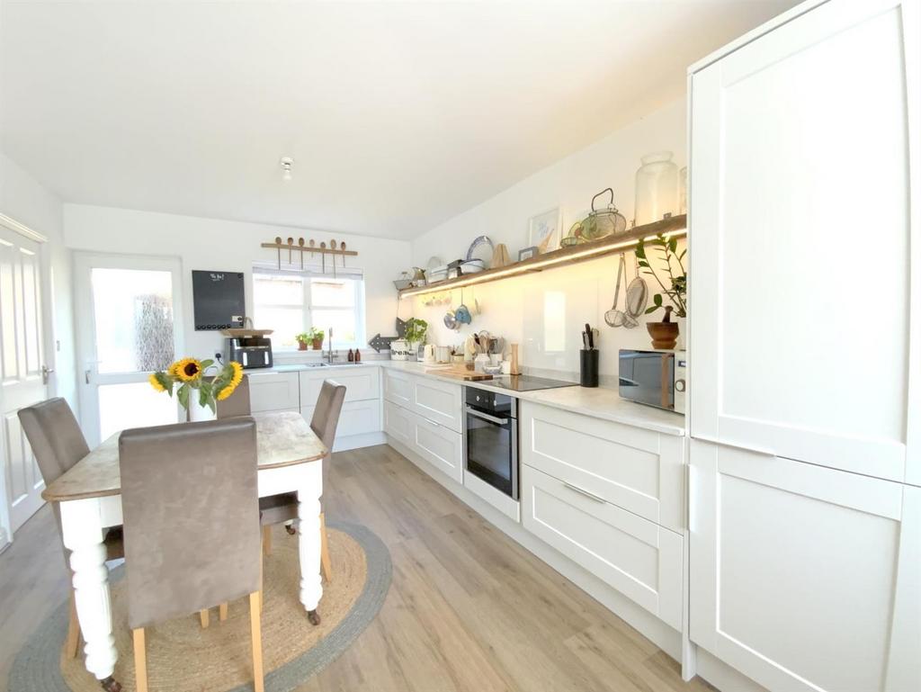 Resized IMG 2666..jpg