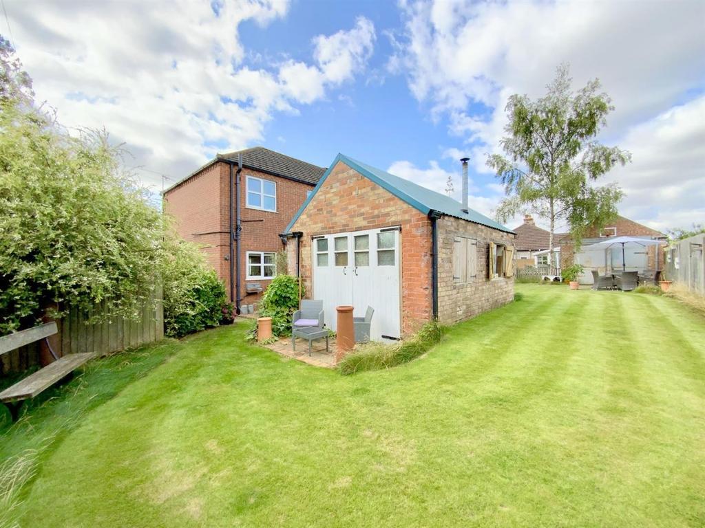 Resized IMG 2703..jpg