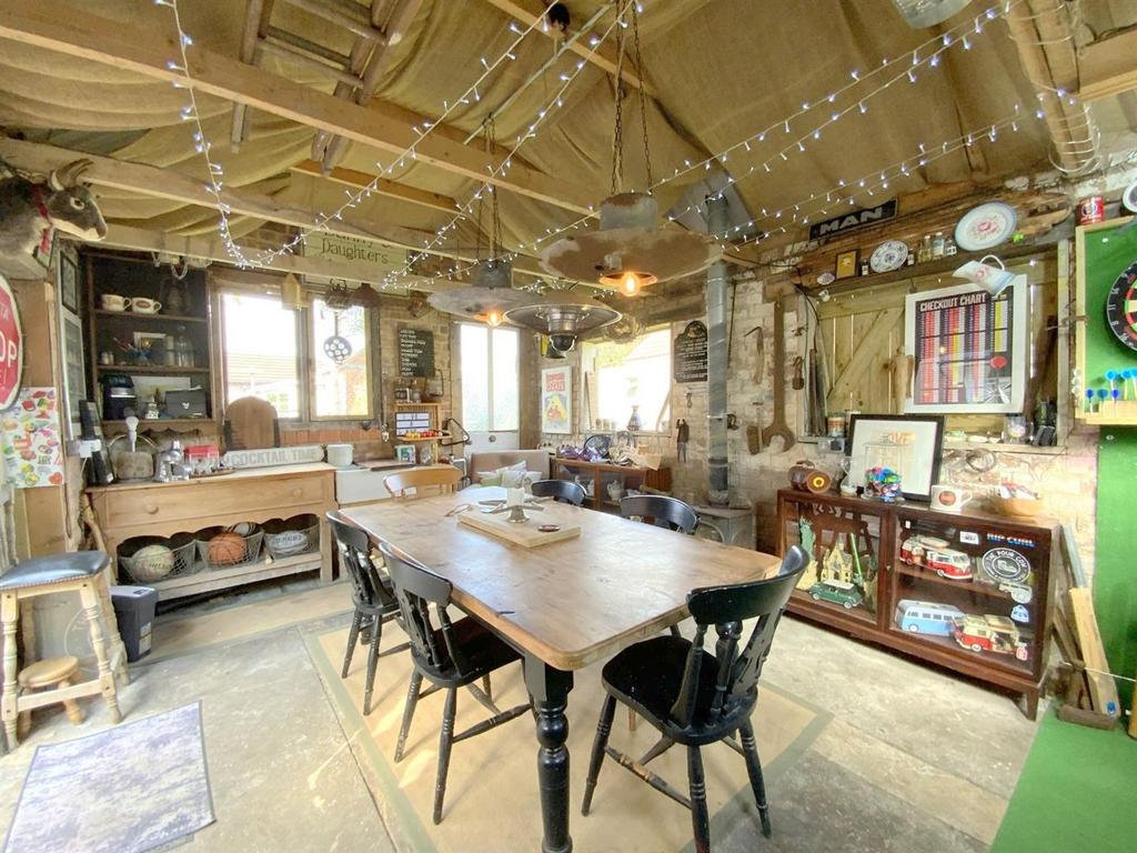 Resized IMG 2683.jpg