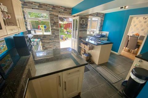 4 bedroom detached house for sale, Azalea Drive, Hinckley LE10