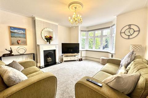 4 bedroom detached house for sale, Upton Road, Bexleyheath DA6