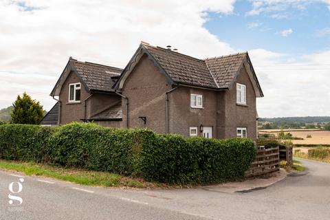 3 bedroom detached house to rent, Bush Bank, Hereford