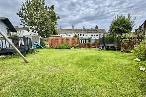 150 Lane Ends, Oakworth, Keighley, BD22 7PR