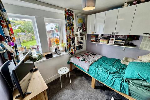 150 Lane Ends, Oakworth, Keighley, BD22 7PR