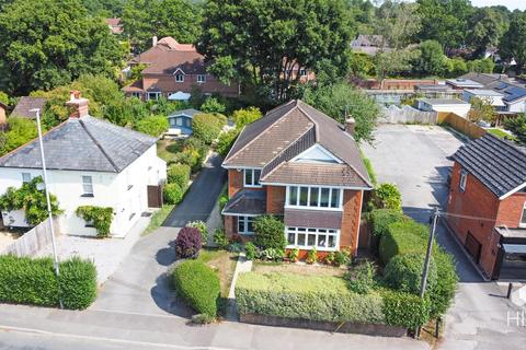 4 bedroom detached house for sale, Ringwood Road, Verwood BH31