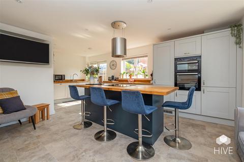 4 bedroom detached house for sale, Ringwood Road, Verwood BH31