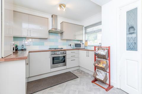 3 bedroom end of terrace house for sale, Abbey Road, Kent DA12