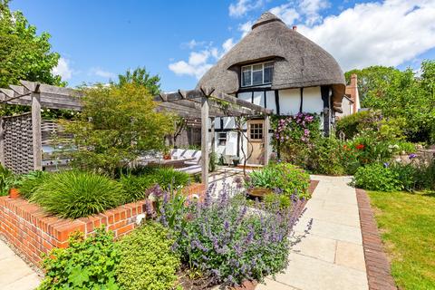 Lower Street, Quainton, Buckinghamshire, HP22