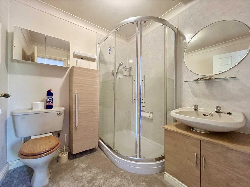 En suite shower room