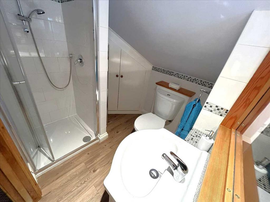 En suite shower room