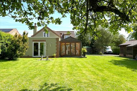 4 bedroom detached house for sale, Vale View, Thornton Road, South Kelsey