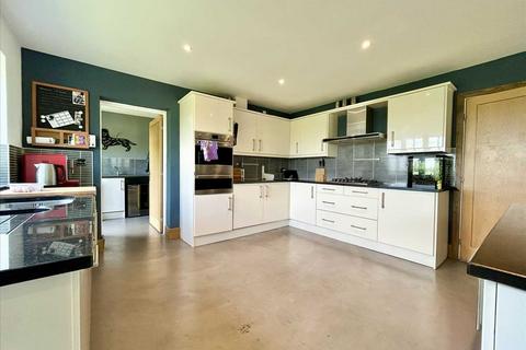 undefined, Dovecote Close, GAINSBOROUGH