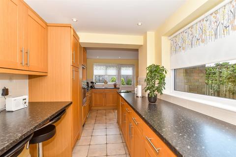 3 bedroom semi-detached house for sale, Reeves Close, Staplehurst, Tonbridge, Kent