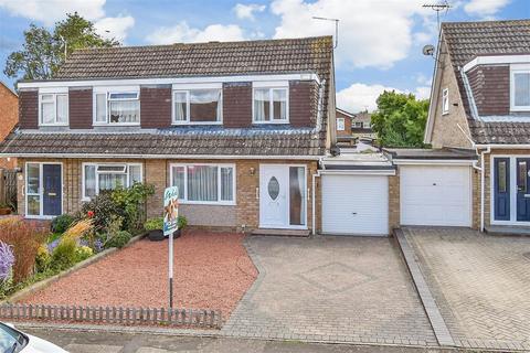 3 bedroom semi-detached house for sale, Reeves Close, Staplehurst, Tonbridge, Kent