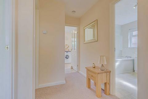 2 bedroom semi-detached bungalow for sale, Eastwood Park Drive, Leigh-on-sea, SS9