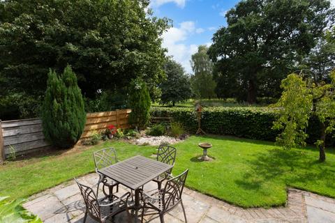 12 Tiplady Close, Easingwold, York, YO61 3GA