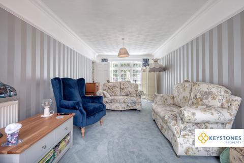 3 bedroom semi-detached house for sale, Carter Drive, Romford, RM5