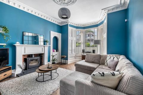 undefined, Dundee DD5