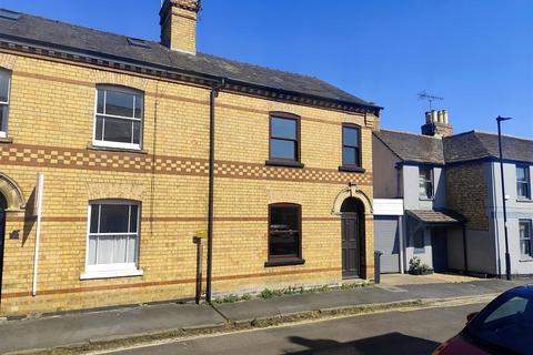 2 bedroom end of terrace house for sale, Vine Street, Stamford, Lincolnshire