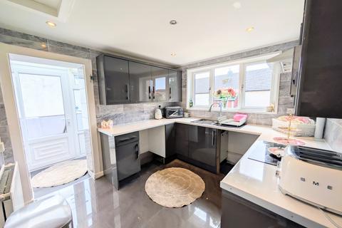 3 bedroom cottage for sale, High Road, Stevenston KA20